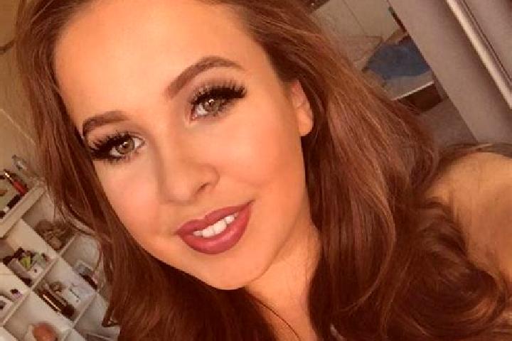 Nova, 37, a dark blonde brown-eyed caucasian companion based in Stuttgart-Ost. Offering 69, Erotic Massage, Roleplay, Domination. Available for incall and ou...