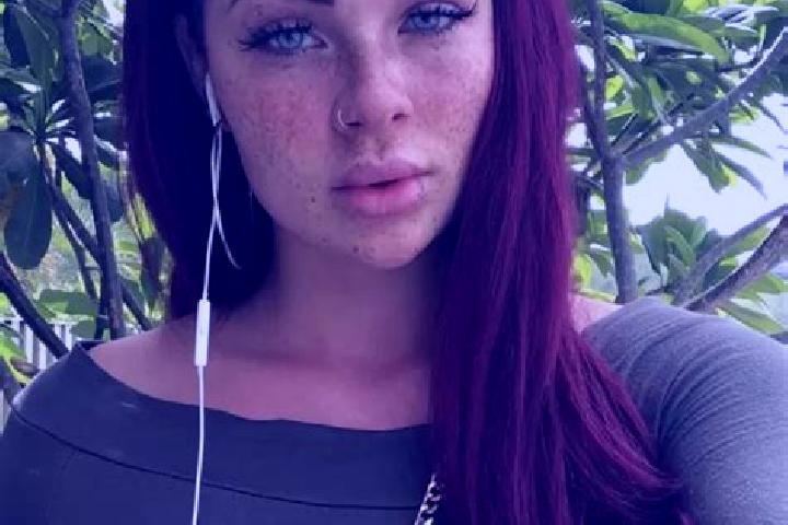 Nova, 37, a red blue-eyed latina companion based in Saint-Sorlin-de-Morestel. Offering Domination, Massage, Dinner Date, GFE, Fetish. Available for incall an...