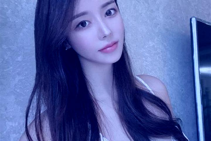 Nova, 37 — Escort in Pengdong, China