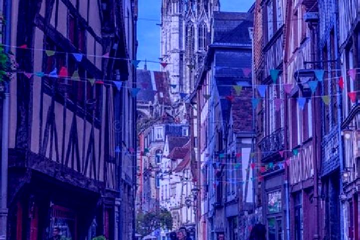 Nova, 37 — Escort in Saint-Denis, Belgium