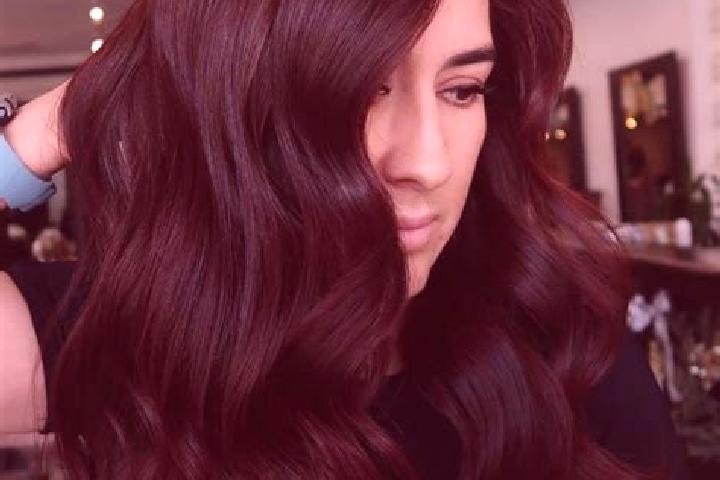 Nova, 38, a auburn dark-eyed mediterranean companion based in Porullo. Offering Fetish, Striptease, Tantra. Available for incall and outcall, day and evening...