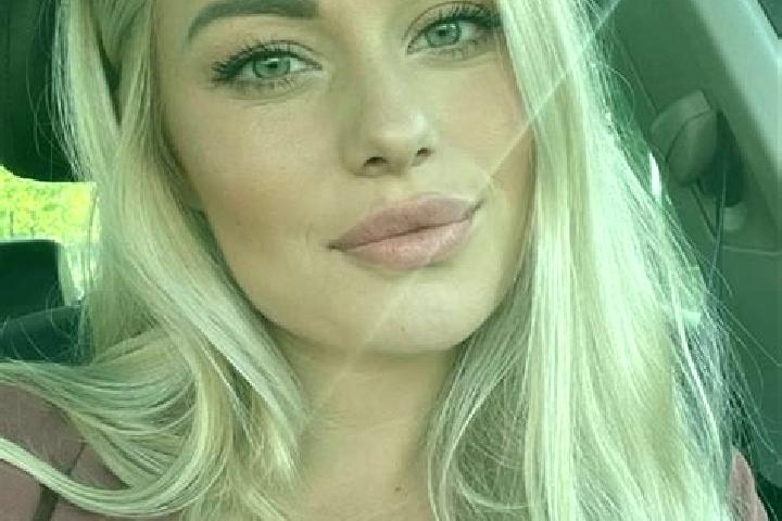 Nova, 38, a blonde hazel-eyed european companion based in Rians. Offering BDSM, Dinner Date, OWO. Available for incall and outcall, overnight bookings availa...