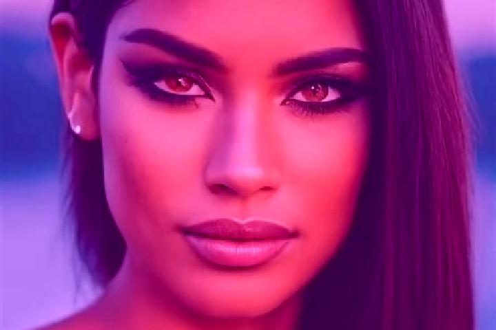 Nova, 38, a dark blonde amber-eyed latina companion based in La Zafra. Offering Girlfriend Experience, Roleplay, OWO, Massage. Available for incall and outca...