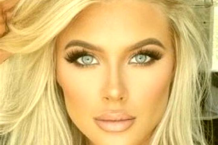 Nova, 38, a platinum blonde brown-eyed ebony companion based in Tenango de Arista. Offering Massage, A-Level, Striptease. Available for incall and outcall, d...