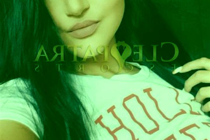 Nova, 38, a red blue-eyed indian companion based in San Mateo el Viejo. Offering GFE, OWO, Tantra, Dinner Date. Available for incall and outcall, day and eve...