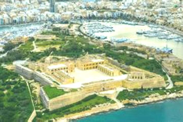 Nova, 38 — Escort in Gzira, Malta