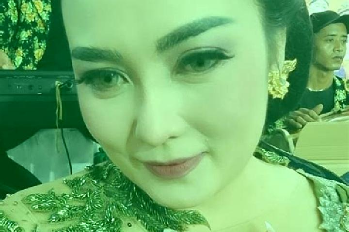 Nova, 38 — Escort in Plumbon, Indonesia