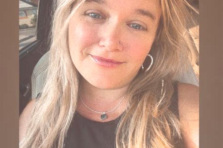 Nova, 38 — Escort in Withamsville, United States