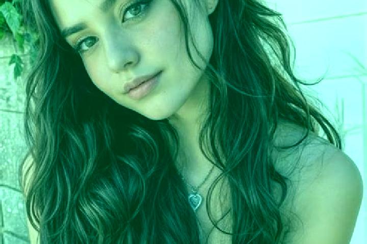 Nova, 39, a brunette hazel-eyed asian companion based in Baiculesti. Offering Duos, Dinner Date, Overnight, Travel Companion. Available for incall and outcal...