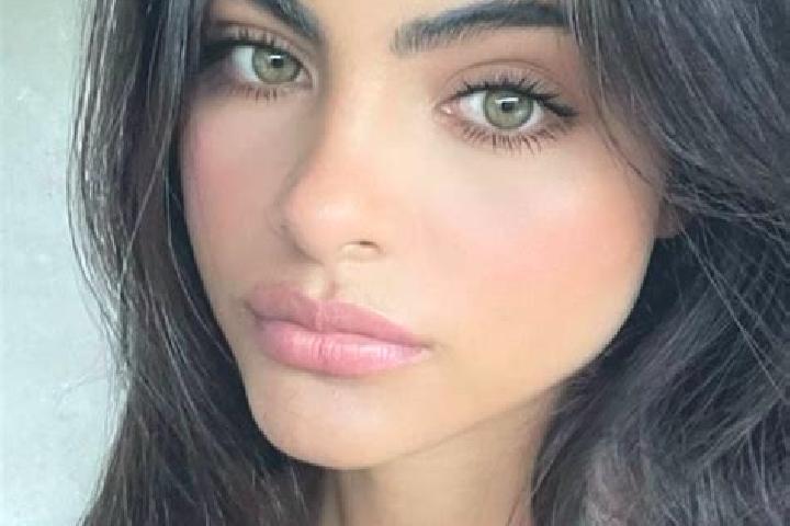 Olivia, 20, a black grey-eyed indian companion based in Mufumbwe. Offering Overnight, CIM, Tantra. Available for incall and outcall, overnight bookings avail...