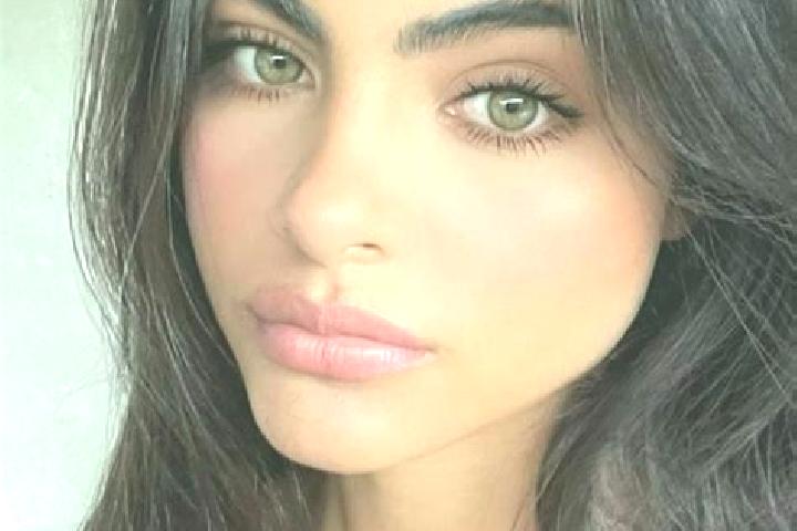 Olivia, 20, a brunette green-eyed european companion based in Duri. Offering Duos, Fetish, Erotic Massage. Available for incall and outcall, overnight bookin...
