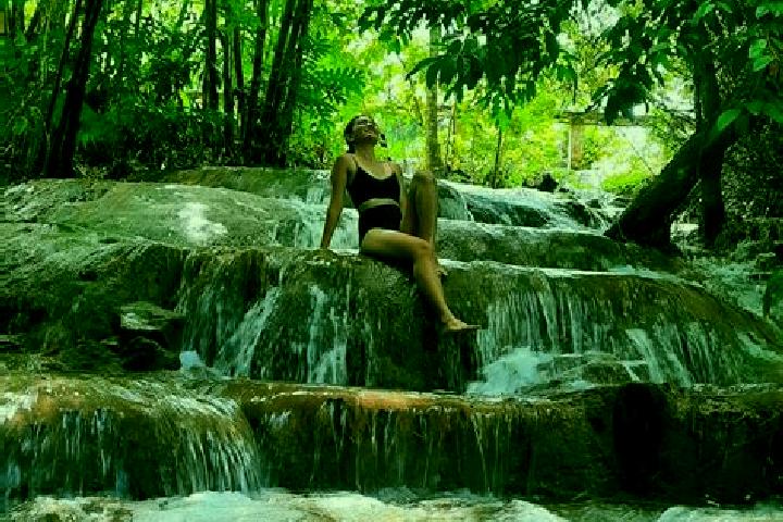 Olivia, 20 — Escort in Barbaza, Philippines
