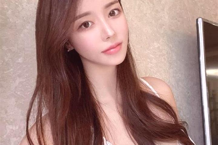 Olivia, 20 — Escort in Beizhai, China