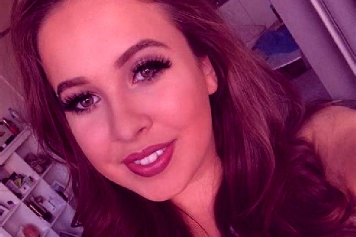 Olivia, 21, a auburn amber-eyed caribbean companion based in Skudeneshavn. Offering Dinner Date, BDSM, Prostate Massage, 69, Striptease. Available for incall...