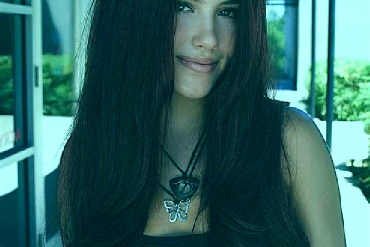 Olivia, 21, a auburn dark-eyed mixed companion based in Baft. Offering GFE, Couples, Overnight. Available for incall and outcall, overnight bookings available.