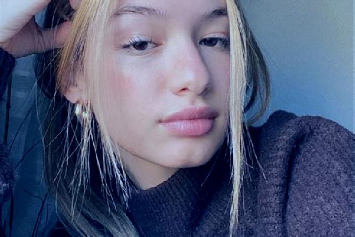 Olivia, 21, a blonde brown-eyed middle eastern companion based in Strodes Mills. Offering 69, Roleplay, Couples. Available for incall and outcall, overnight ...