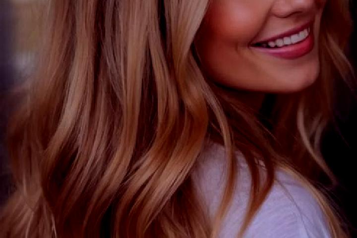 Olivia, 21, a blonde hazel-eyed caucasian companion based in Sivar. Offering 69, A-Level, GFE, Couples, Girlfriend Experience. Available for incall and outca...