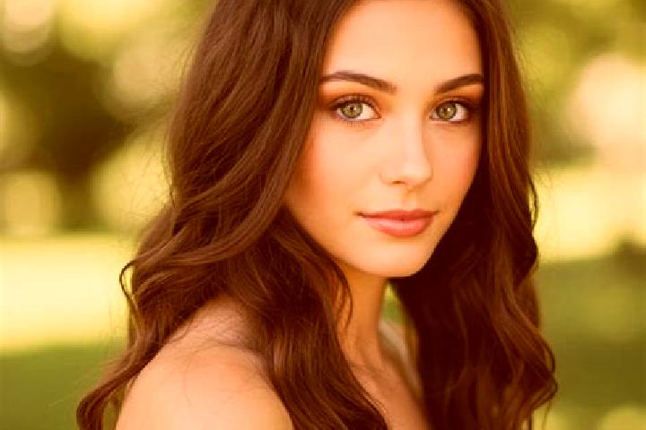 Olivia, 21, a brunette hazel-eyed middle eastern companion based in Fessy. Offering OWO, CIM, Tantra. Available for incall and outcall, day and evening dates.