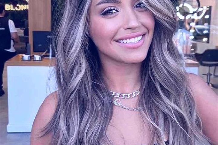 Olivia, 21, a dark blonde amber-eyed caucasian companion based in Onani. Offering Couples, Party Girl, GFE, Duos. Available for incall and outcall, day and e...