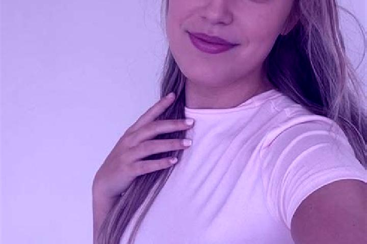 Olivia, 21 — Escort in Mellis, United Kingdom
