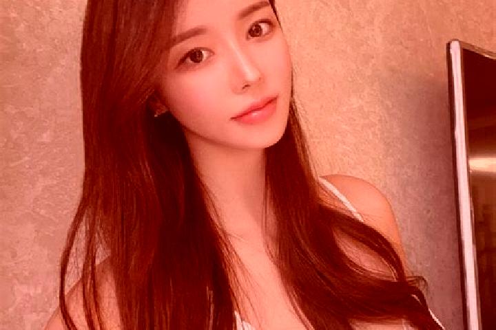 Olivia, 21 — Escort in Olivenca, Brazil