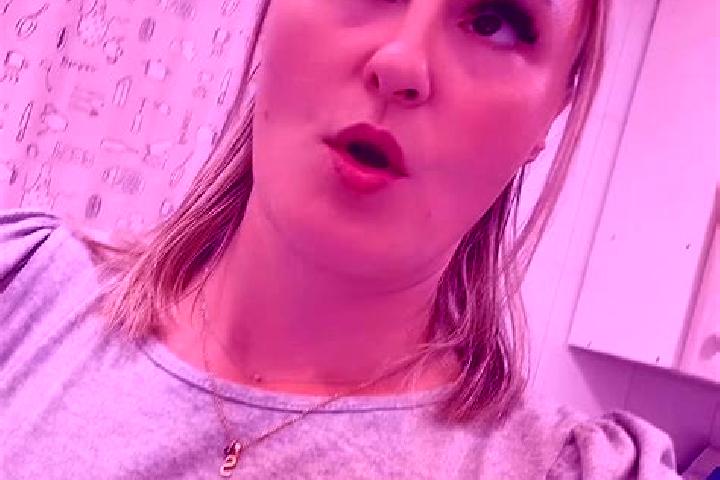Olivia, 21 — Escort in Pruna, Spain