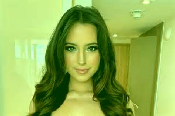 Olivia, 21 — Escort in St Clair, Australia