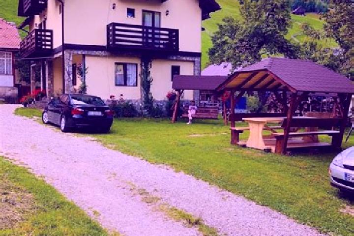 Olivia, 21 — Escort in Valea Popii, Romania