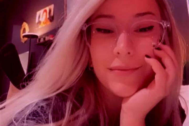 Olivia, 22, a blonde grey-eyed latina companion based in Pisarowce. Offering Tantra, 69, GFE, Erotic Massage. Available for incall and outcall, day and eveni...