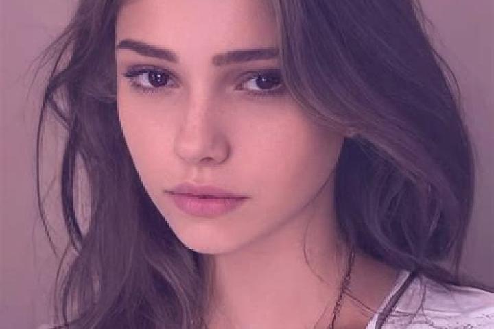 Olivia, 22, a chestnut dark-eyed slavic companion based in Mineri. Offering Domination, Duos, CIM, Tantra. Available for incall and outcall, overnight bookin...