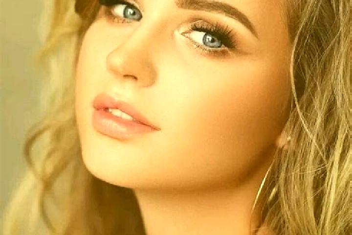 Olivia, 22, a dark blonde blue-eyed indian companion based in Bonneuil-les-Eaux. Offering Fetish, Overnight, Couples. Available for incall and outcall, day a...