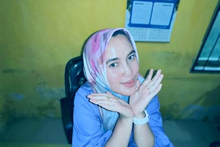Olivia, 22 — Escort in Cerenti, Indonesia