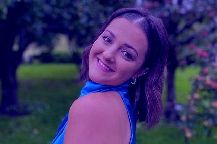 Olivia, 22 — Escort in Johnsonville, New Zealand