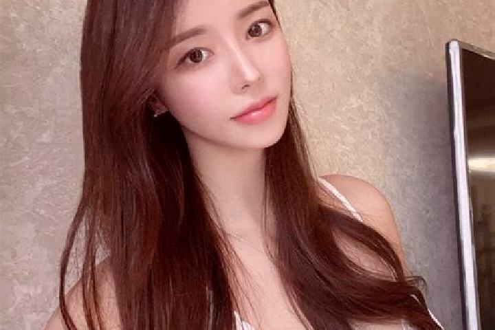Olivia, 22 — Escort in Qionghu, China