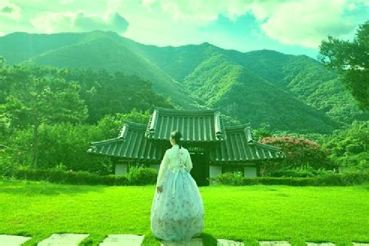 Olivia, 22 — Escort in Wanju, South Korea