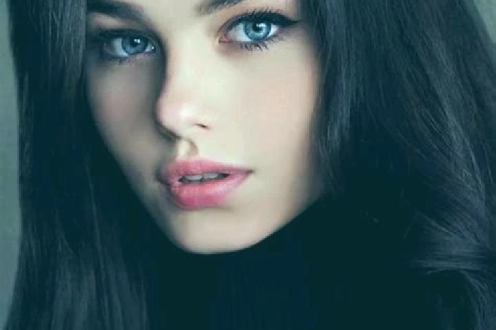 Olivia, 23, a auburn dark-eyed slavic companion based in Keystone Heights. Offering A-Level, GFE. Available for incall and outcall, overnight bookings availa...