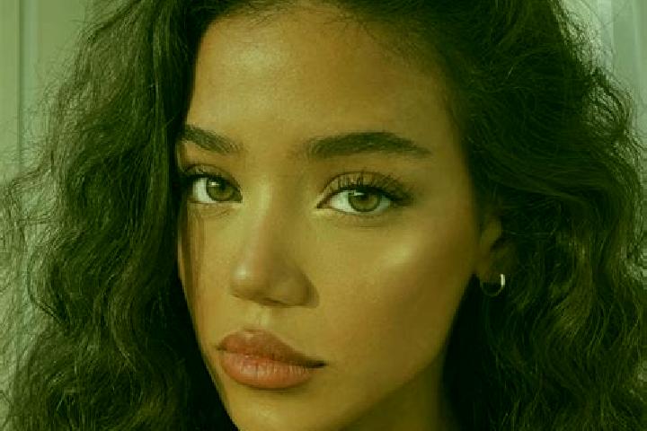 Olivia, 23, a black brown-eyed asian companion based in Berghin. Offering CIM, Tantra, Girlfriend Experience, Couples, Duos. Available for incall and outcall...