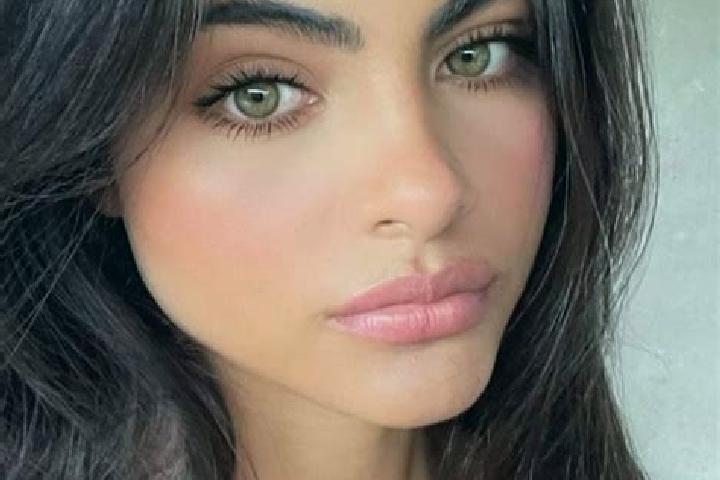 Olivia, 23, a black hazel-eyed caucasian companion based in Dongkeng. Offering Striptease, CIM, Girlfriend Experience. Available for incall and outcall, day ...