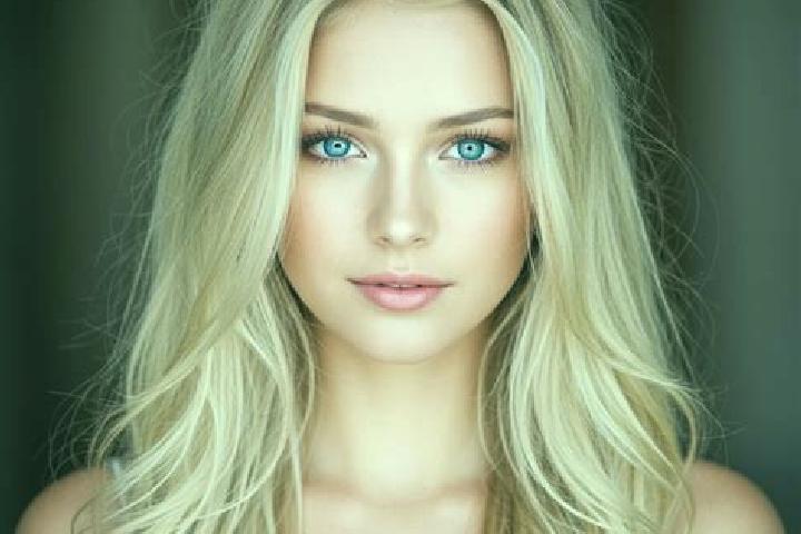 Olivia, 23, a chestnut grey-eyed mixed companion based in Coronation Park. Offering Party Girl, Massage, Roleplay, Erotic Massage, BDSM. Available for incall...