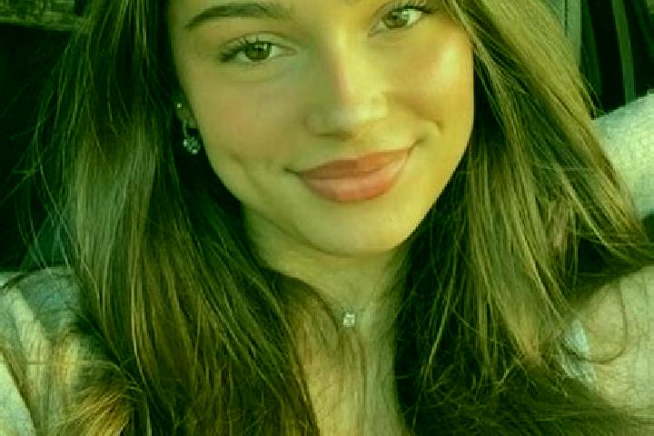 Olivia, 23, a chestnut hazel-eyed caribbean companion based in Roccavaldina. Offering Erotic Massage, GFE, Girlfriend Experience, Striptease, Prostate Massag...