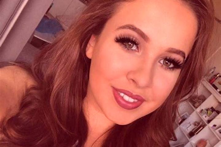 Olivia, 23, a dark blonde brown-eyed caribbean companion based in Quince Mil. Offering A-Level, Roleplay, Prostate Massage, Dinner Date, Girlfriend Experienc...
