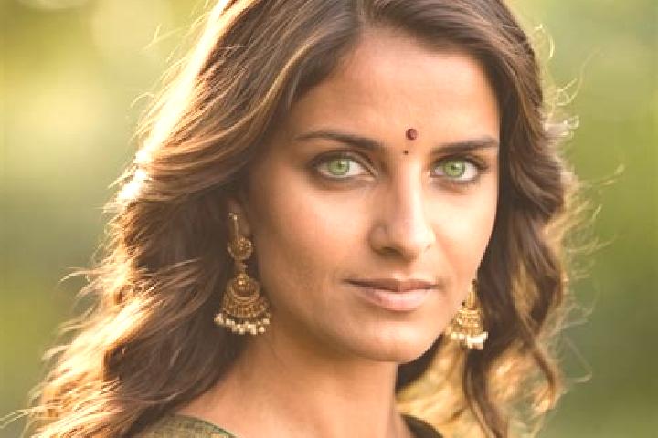 Olivia, 23, a red green-eyed indian companion based in Imphal. Offering Travel Companion, BDSM, Duos. Available for incall and outcall, day and evening dates.