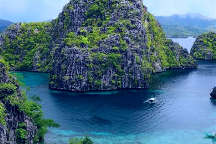 Olivia, 23 — Escort in Culacling, Philippines