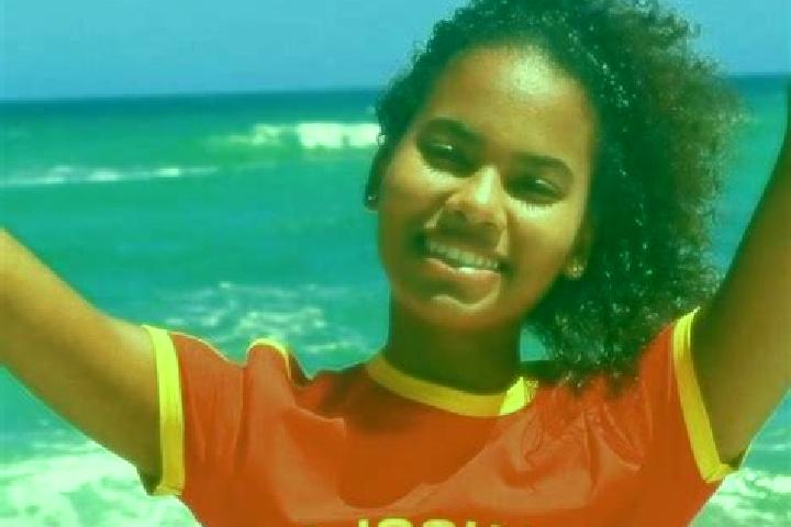 Olivia, 23 — Escort in Funda, Angola