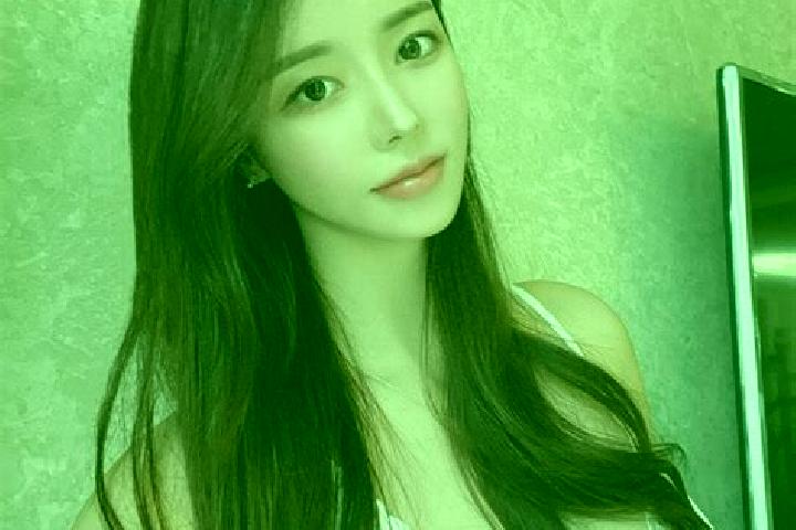 Olivia, 23 — Escort in Gabasumdo, China