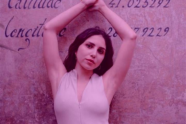 Olivia, 23 — Escort in Madonna del Piano, Italy