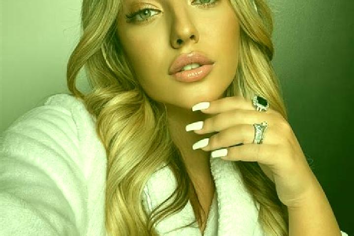 Olivia, 23 — Escort in Naurskaya, Russia