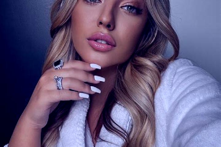 Olivia, 23 — Escort in Qirah, Libya