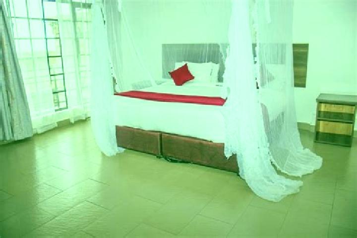 Olivia, 23 — Escort in Tarbaj, Kenya