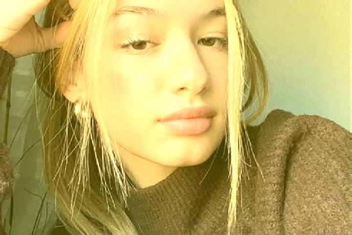 Olivia, 24, a blonde brown-eyed middle eastern companion based in Oberbalm. Offering CIM, Travel Companion, Massage, Striptease. Available for incall and out...